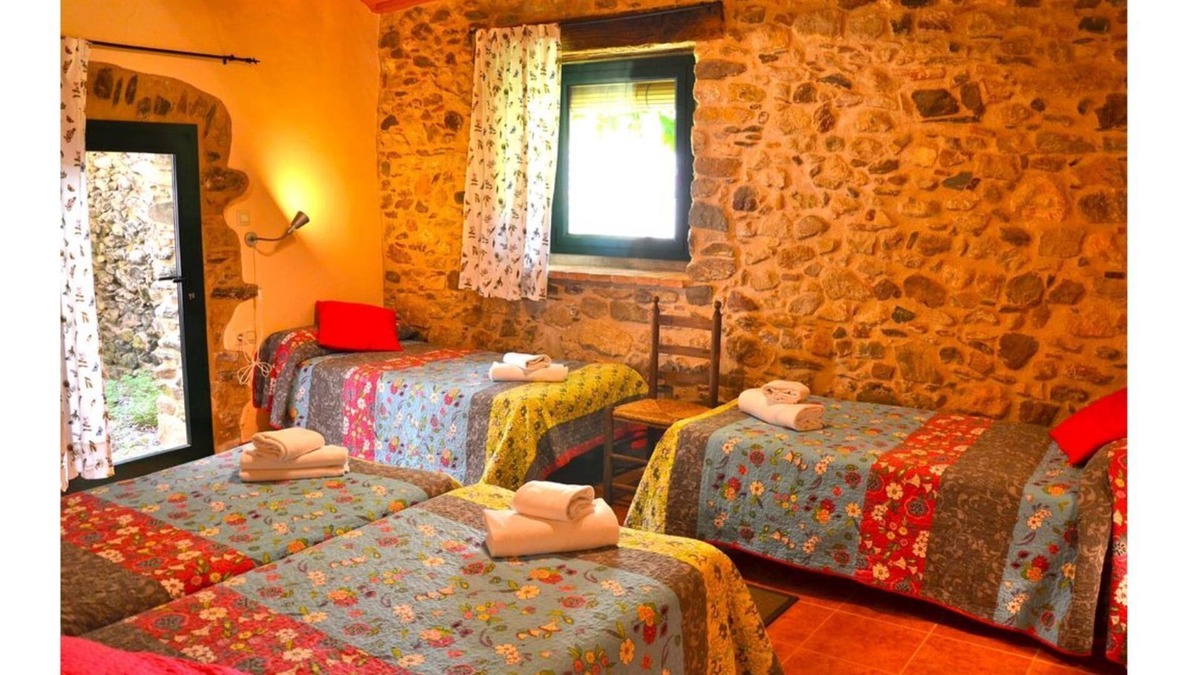 Sant Sadurni de l'Heura House | CHARMING RURAL HOUSE WITH POOL AND GARDEN, INTERIOR COSTA BRAVA