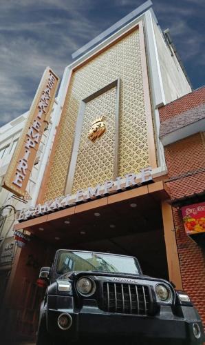 Periamet Hotel | Esakki Empire