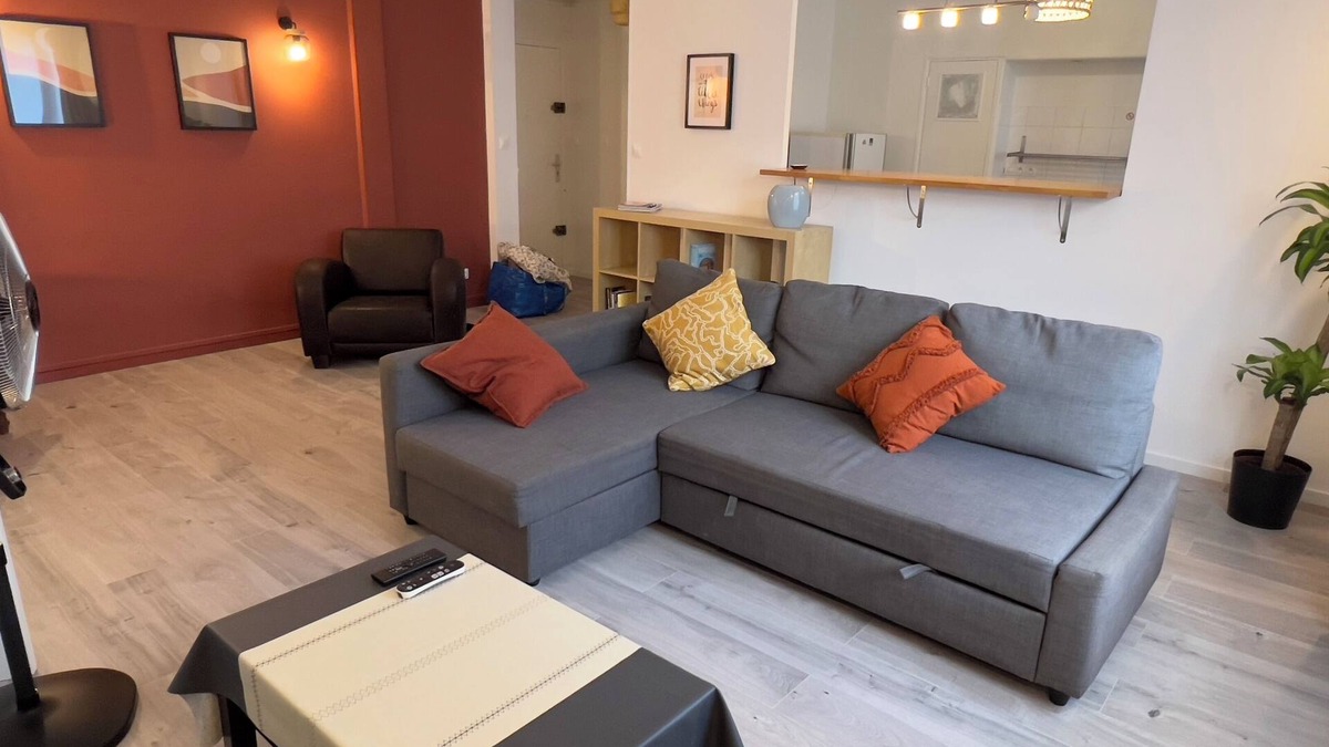 Saint-Victor Apartment | Escale Marseillaise: 62 m2 large, quiet, near the Vieux Port for 2 to 4 pers