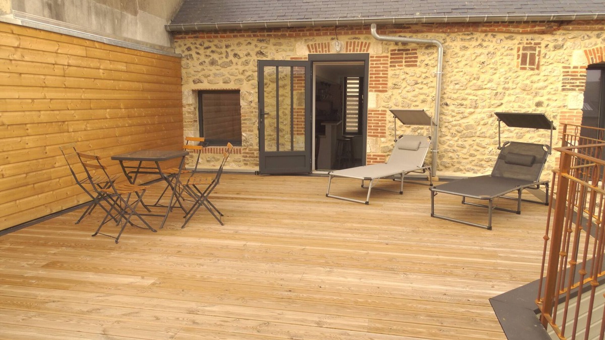 Fecamp Apartment | "Escapade Avec Toits" with Option JACCUZZI - SAUNA