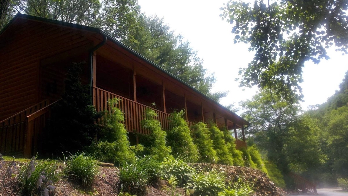 Sparta Cabin | Escape and Heal your body and soul