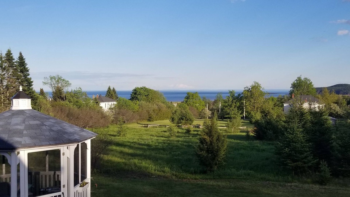 St. Martins House | Escape to a Home with a View