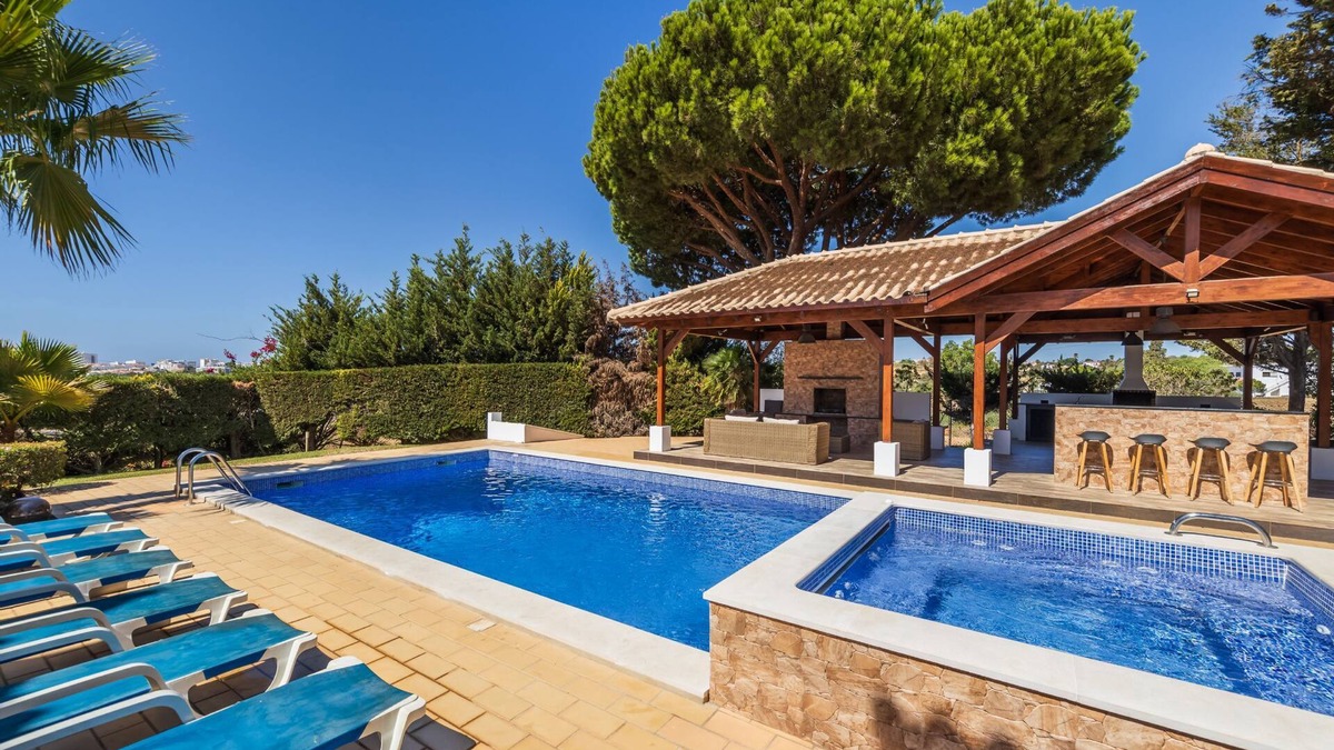 Brejos Villa | Escape to Algarve luxury with a private pool and fabulous gazebo.