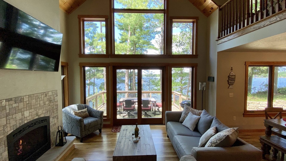 Wautoma House | Escape to crystal clear Silver Lake!