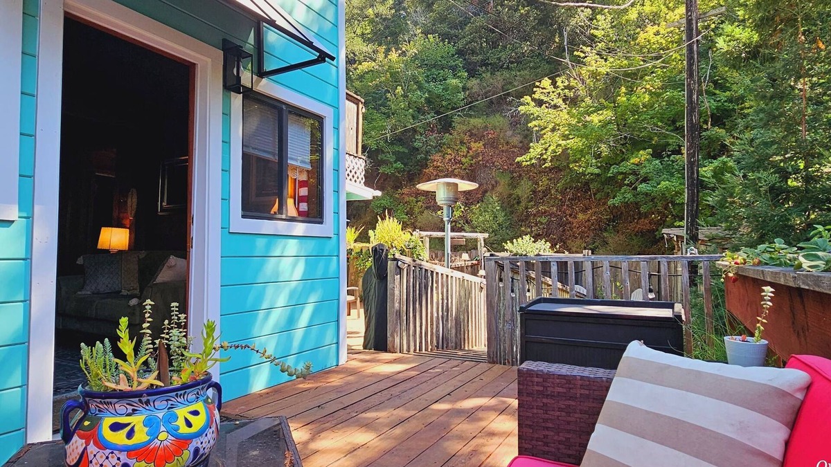 Northwood Cabin | Escape to Redwood Bliss at this Cozy Cabin near Monte Rio Beach!