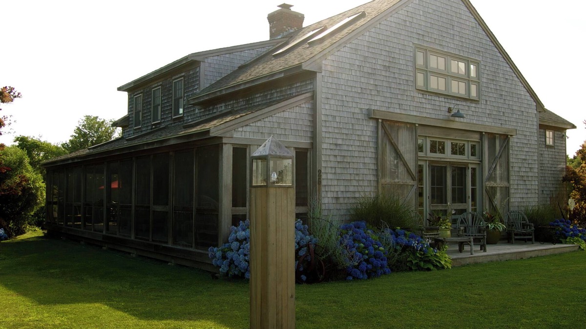 Little Compton House | ESCAPE TO THE ARTFUL BARN W/LONG WEEKENDS MINUMUM 3 NITE