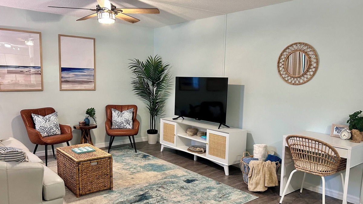 Cape Caneveral Beach Gardens Condo | Escape to the Cape at Ebb Tide 1-bedroom 1-bath condo - 5 minute walk to beach