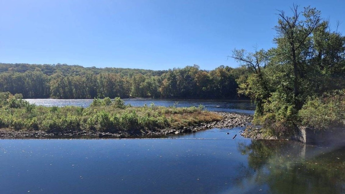 Stockton House | Escape to the comfort and charm of the Murray Wynne House on the canal towpath
