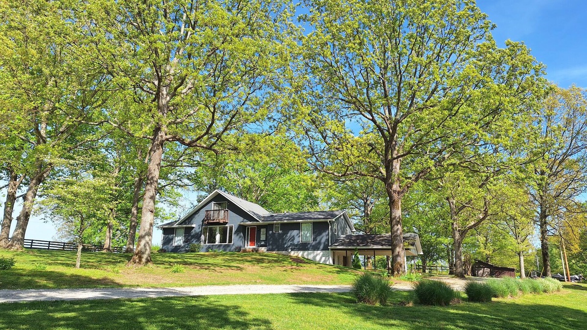 Dickson Apartment | Escape to the Country Penthouse