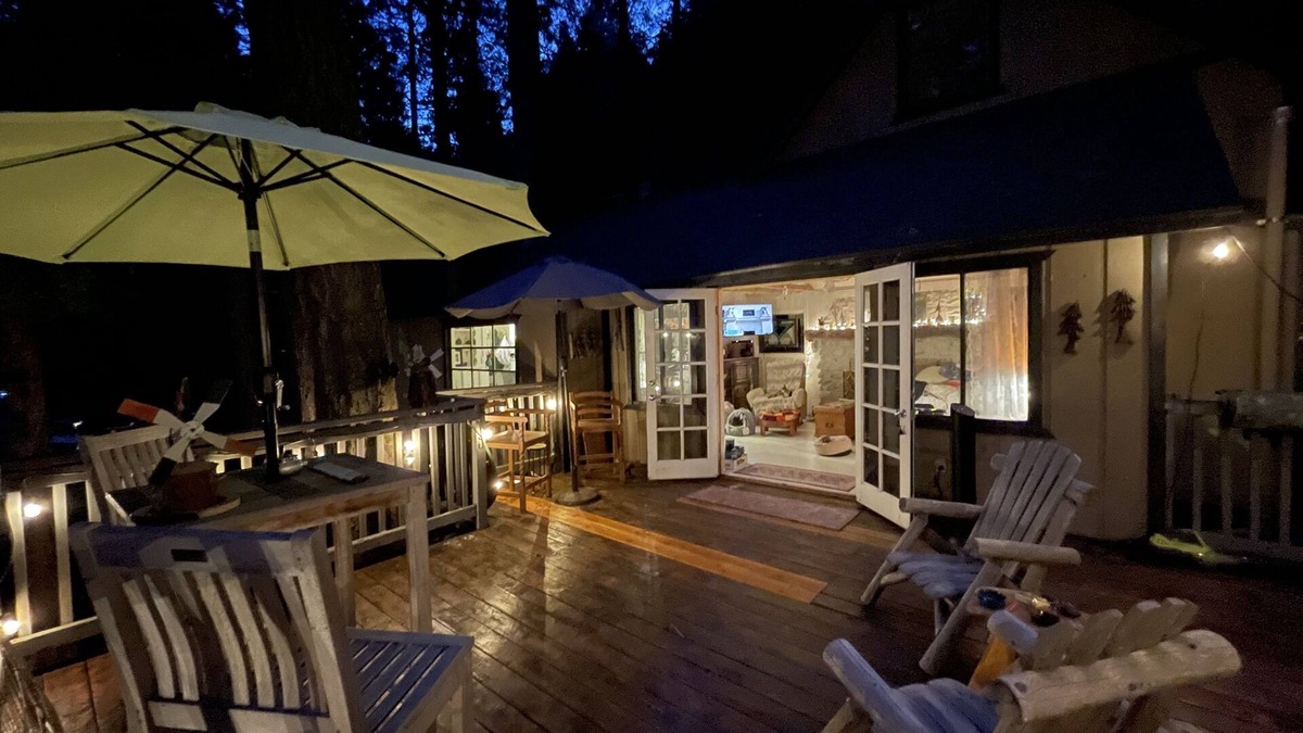 Blue Jay Cabin | Escape to the Mountains