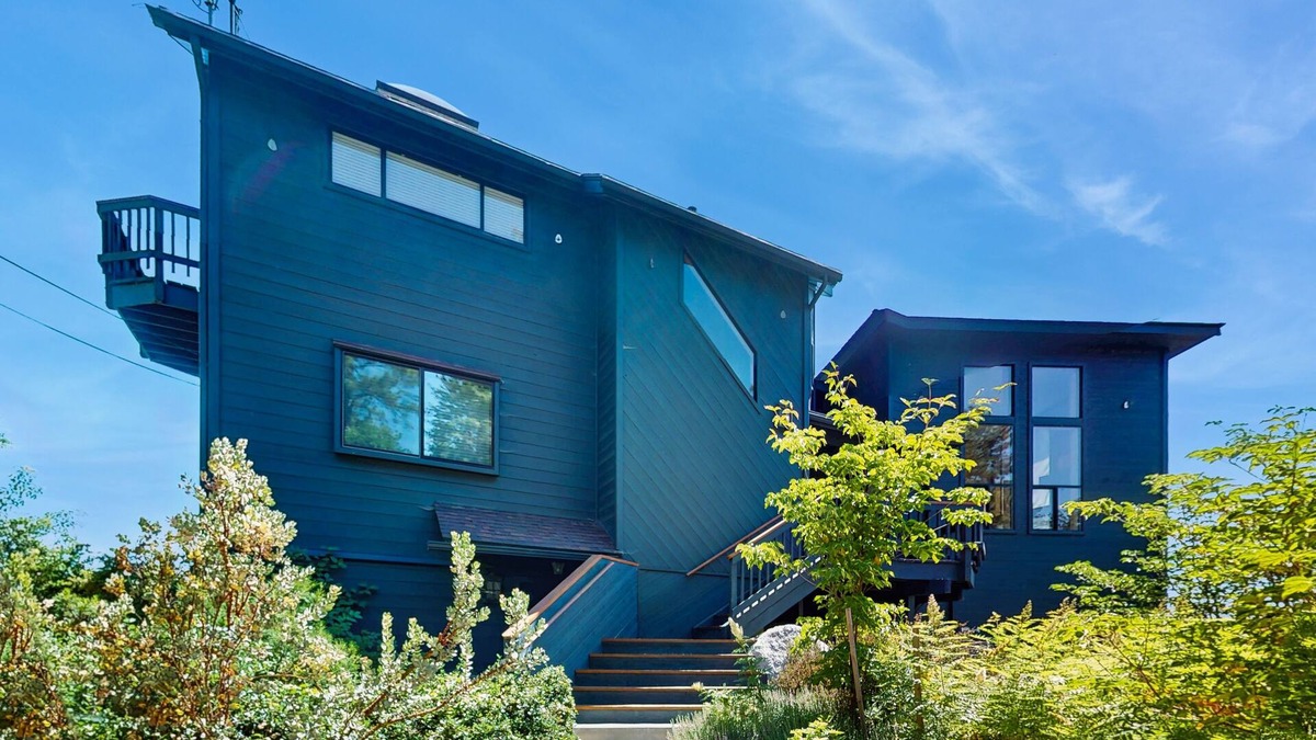Idyllwild House | Escape to the Ultimate Mountain Retreat in Idyllwild: Stunning Views, Cozy Vibes