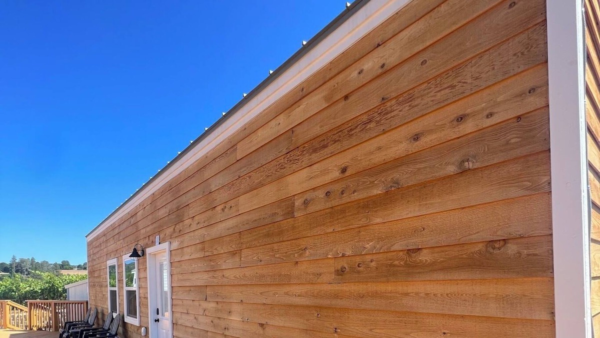 Fair Play Cottage | Escape to the Vineyard: Experience Luxury in our Tiny Home
