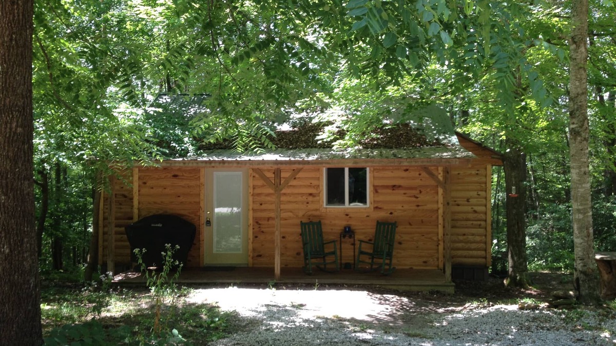Pittsburg Cabin | Escape to the Wild & Scenic Daniel Boone National Forest in London, Kentucky!