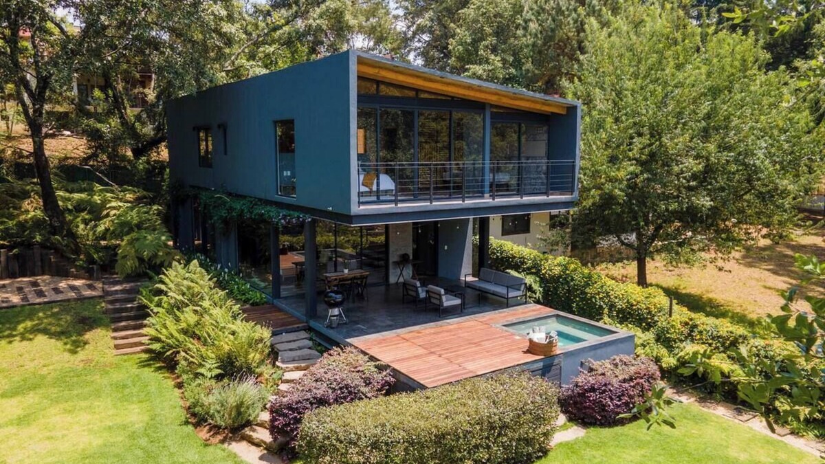 Valle de Bravo House | Escape to Valle: Vista, H. Pizzas, Jacuzzi and Firepit (pet friendly).