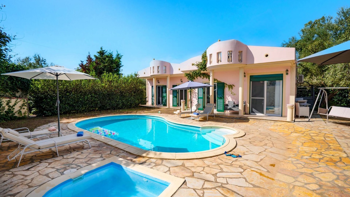 Chalikounas Villa | Escape to Villa Zaira, your serene haven near Corfu's Halikounas Beach