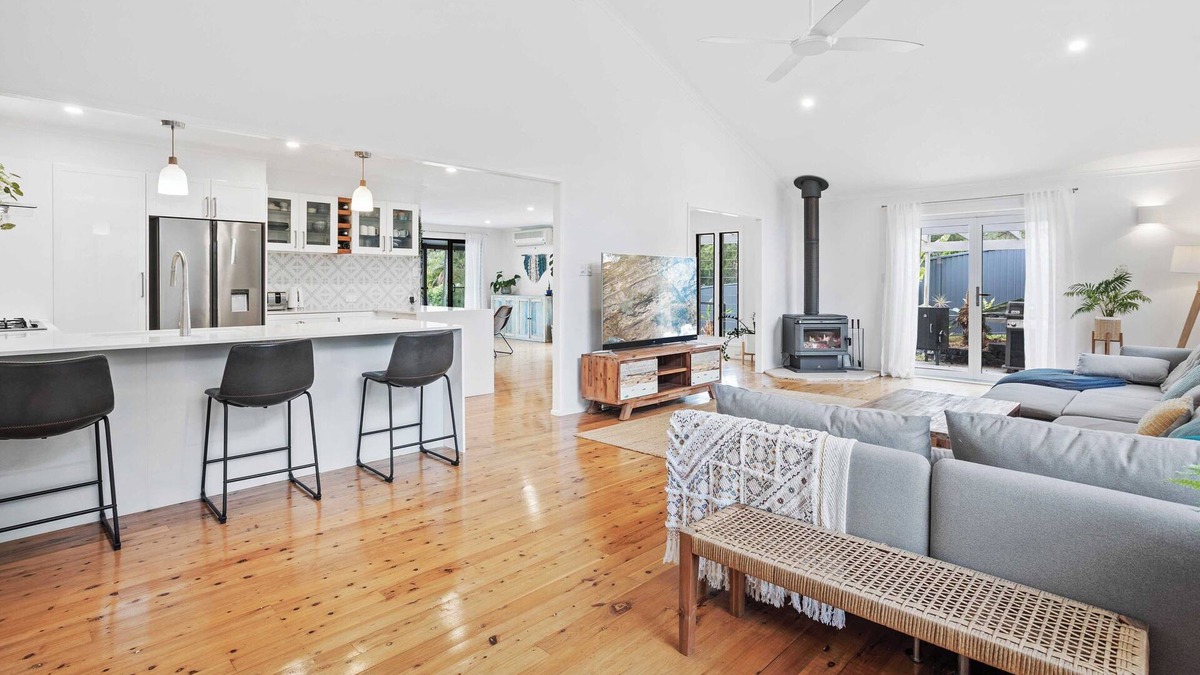 Tallai Apartment | Escape to Your Private Oasis in Tallai: A Luxurious Family Retreat