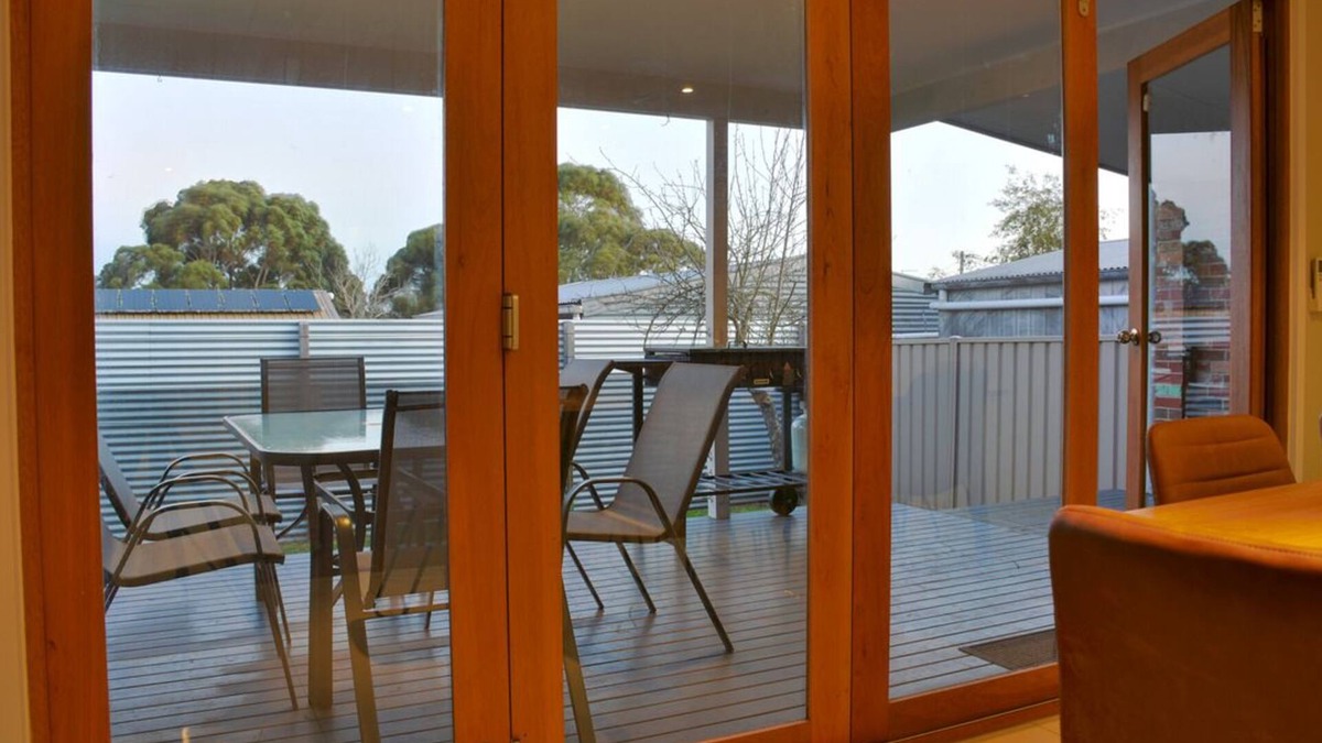 Ballarat East House | Escape With Family and Friends