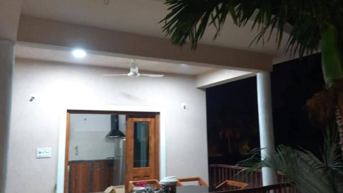 Gauravaddo House | Esha Apartment Calangute : Three-Bedroom House