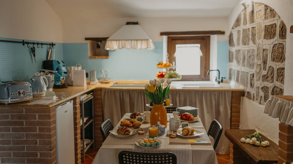 Sant'Agata de'Goti Apartment | Esmeralda Bed and Breakfast