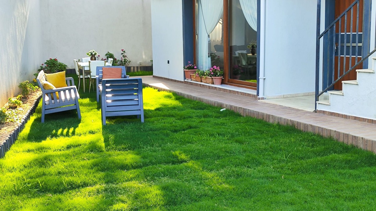 Sogucak House | Esse Garden House | Intertwined with the garden, special for you.