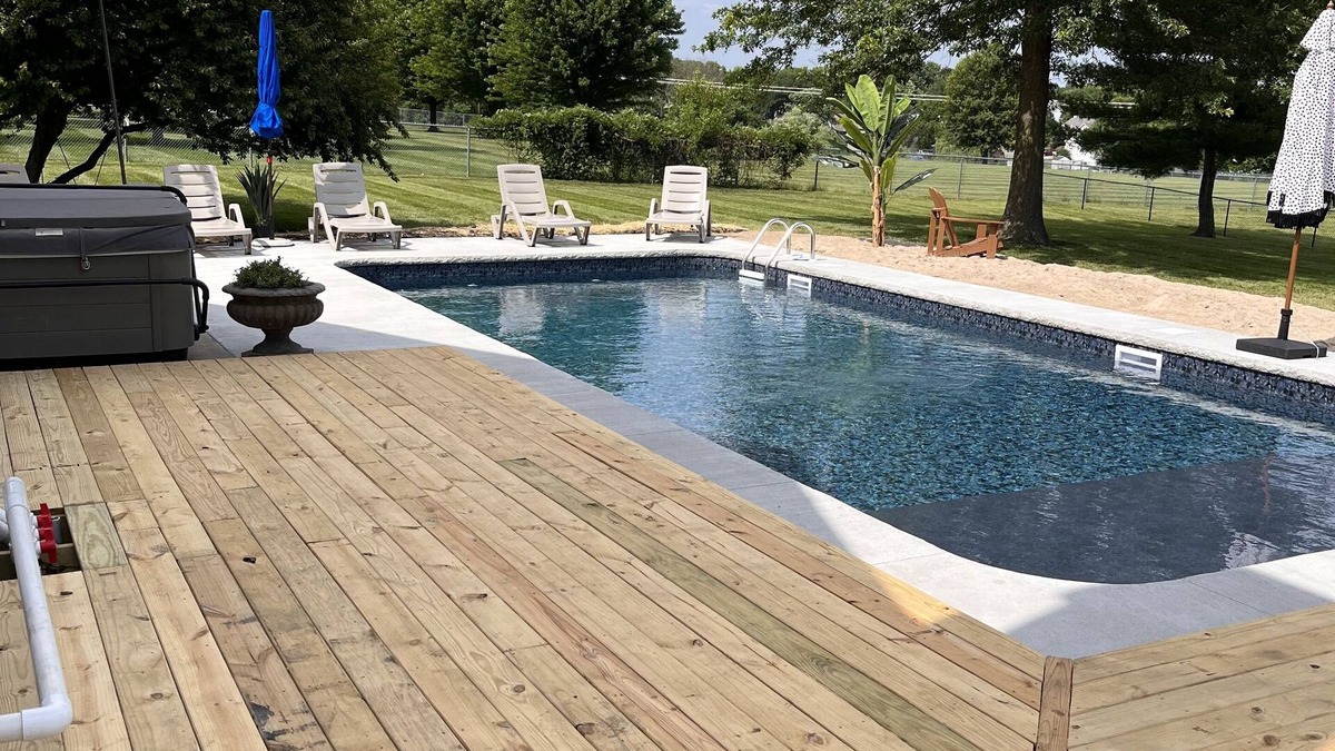 Greenwood House | Estate Home Heated Pool Hot Tub Beach Wi-Fi 8 acres 5000 sqft 5 bd 3.5 bath