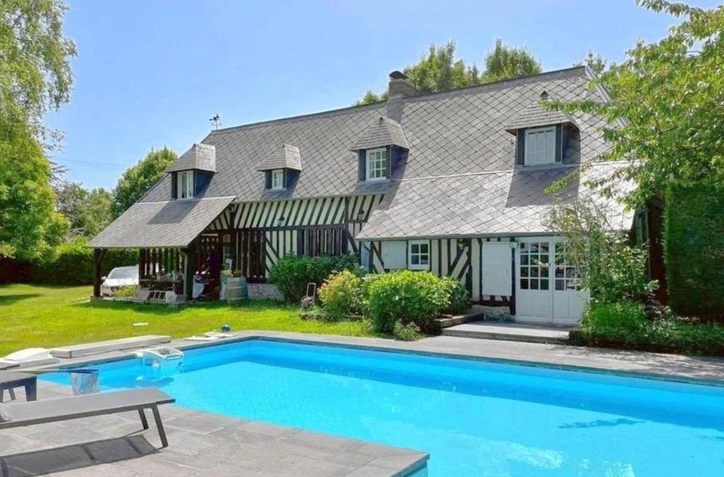 Blangy-le-Chateau House | Estate in Normandy with Pool & Tennis Court
