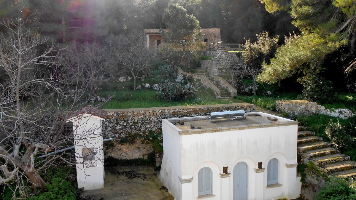 Ruffano Villa | Estate with ancient stone houses surrounded by greenery! in the heart of Salento!