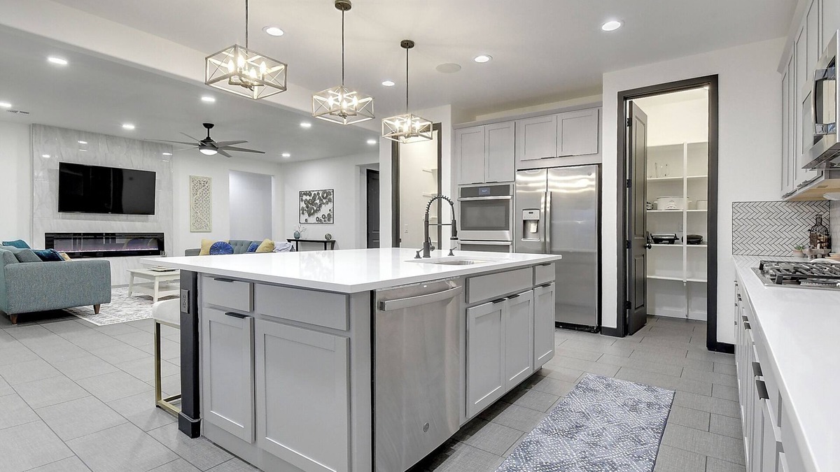 Estrella Mountain Ranch House | Estrella Mountain 5 Bdrm w/Views, Pool, and Games!
