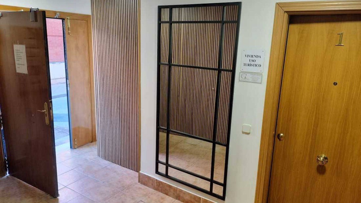 Alcala de Henares Apartment | Estudio Doble con 2 Camas en el Centro Histórico