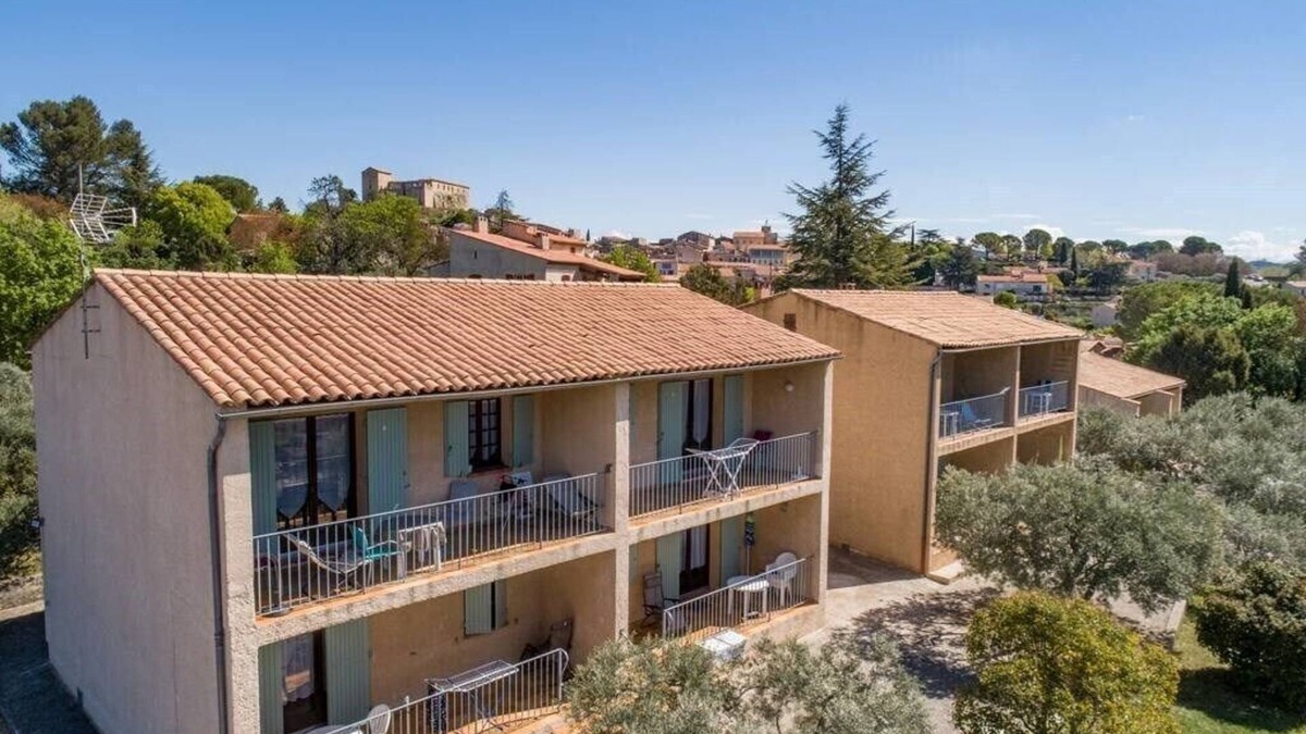 Greoux-les-Bains Apartment | Etoile Lou Cigaloun Ana Location