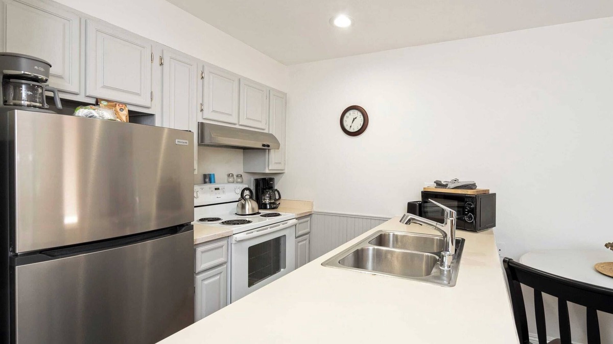 Telluride House | Etta Place 5 by Avantstay Ski In/Ski Out Unit w/Views of the Valley!