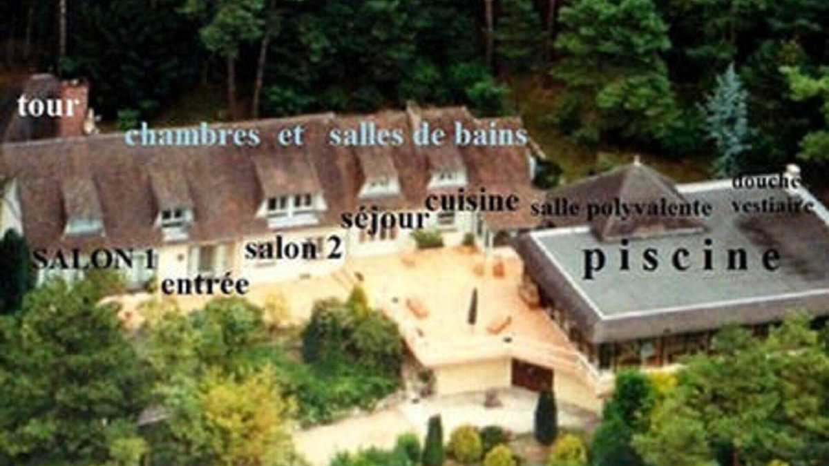 Chambray Villa | EURE 95 KM FROM PARIS 8+3(4 beds 1very confortable sofa bed 1 child bed)