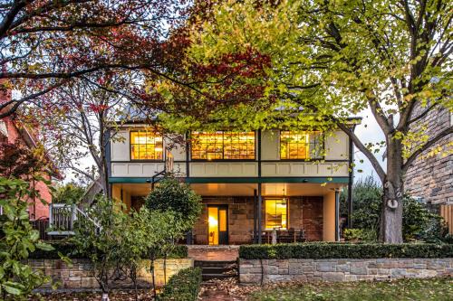 North Hobart Villa | European Style House