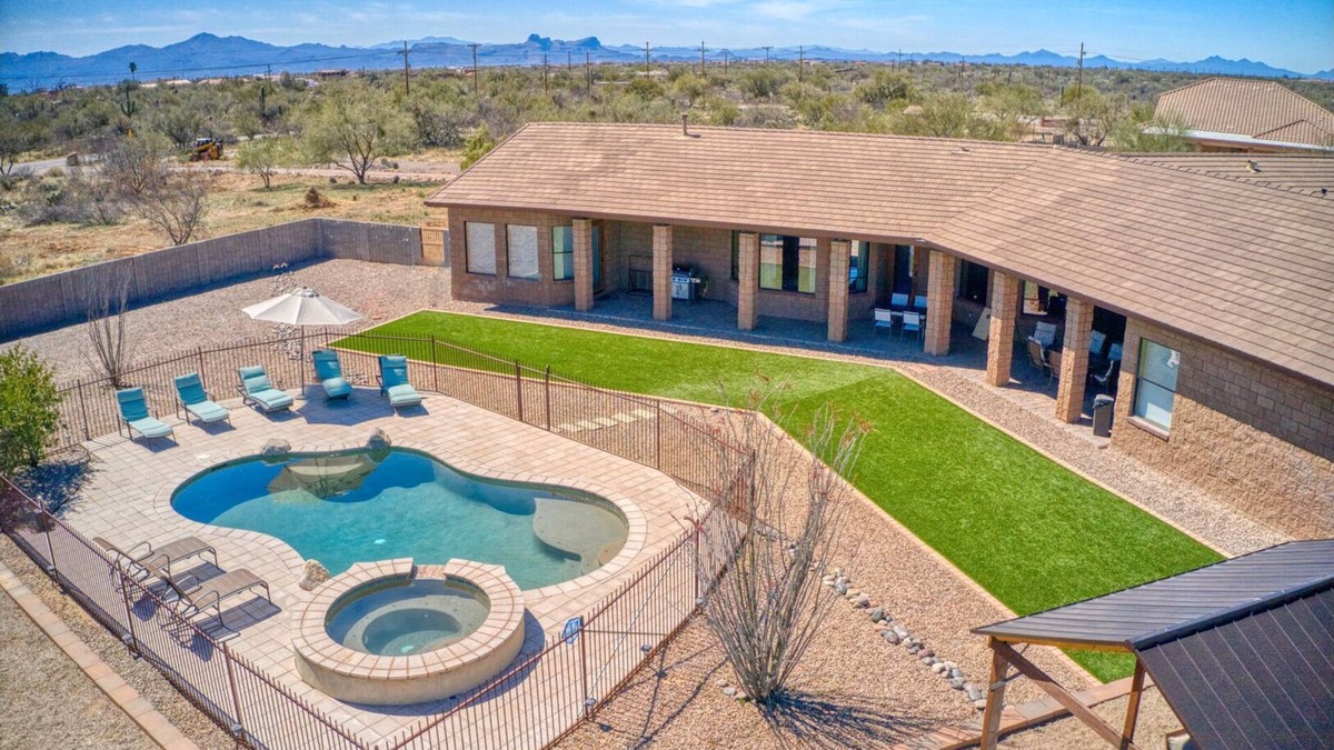 Tortolita House | Event Ready Spacious Tucson Home on 4 Acres of Desert with Private Pool