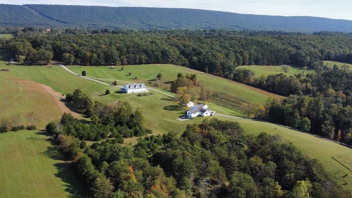 Berkeley Springs House | Events at The Estate in wonderful Berkeley Springs, WV
