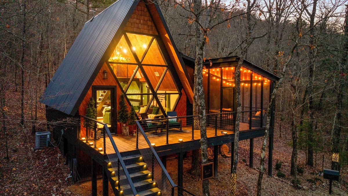 Board Camp Cabin | Evergreen Dreams