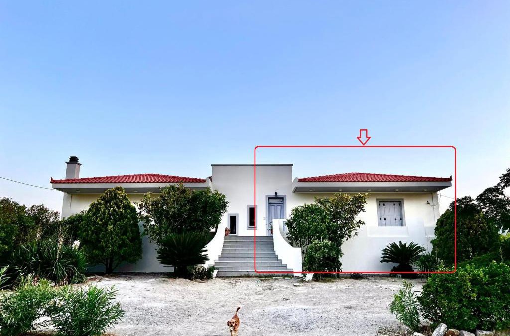 Myrina House | EvgatisBeach Loyskoy 2
