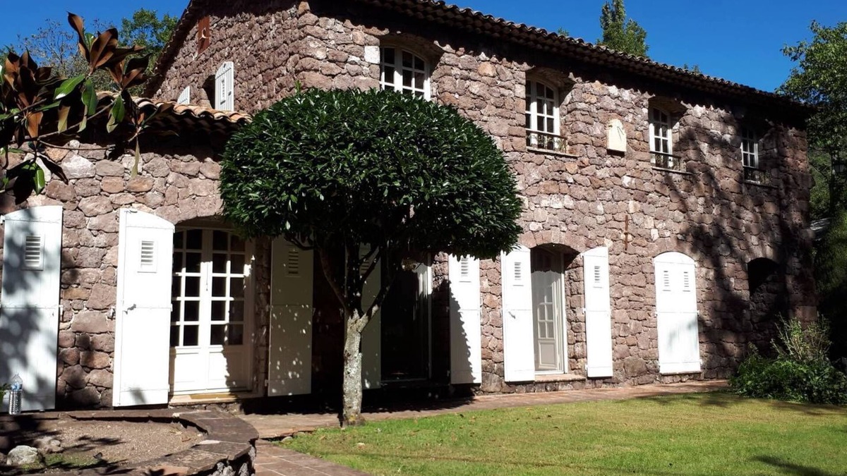 La Croix-sur-Roudoule House | Exceptional property with privatized river