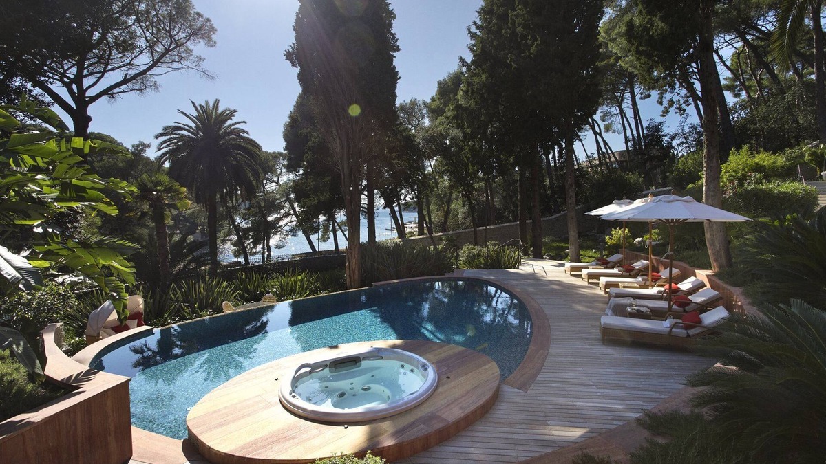 Cove Murtar Villa | Excellent Mali Losinj Villa | Villa Seabreeze | 7 Bedrooms | Breathtaking views.
