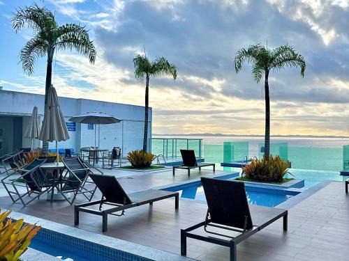 Dois de Julho Apartment | Excepcional Apartamento Vista Mar -Cloc Por do Sol na praia, frete Mar