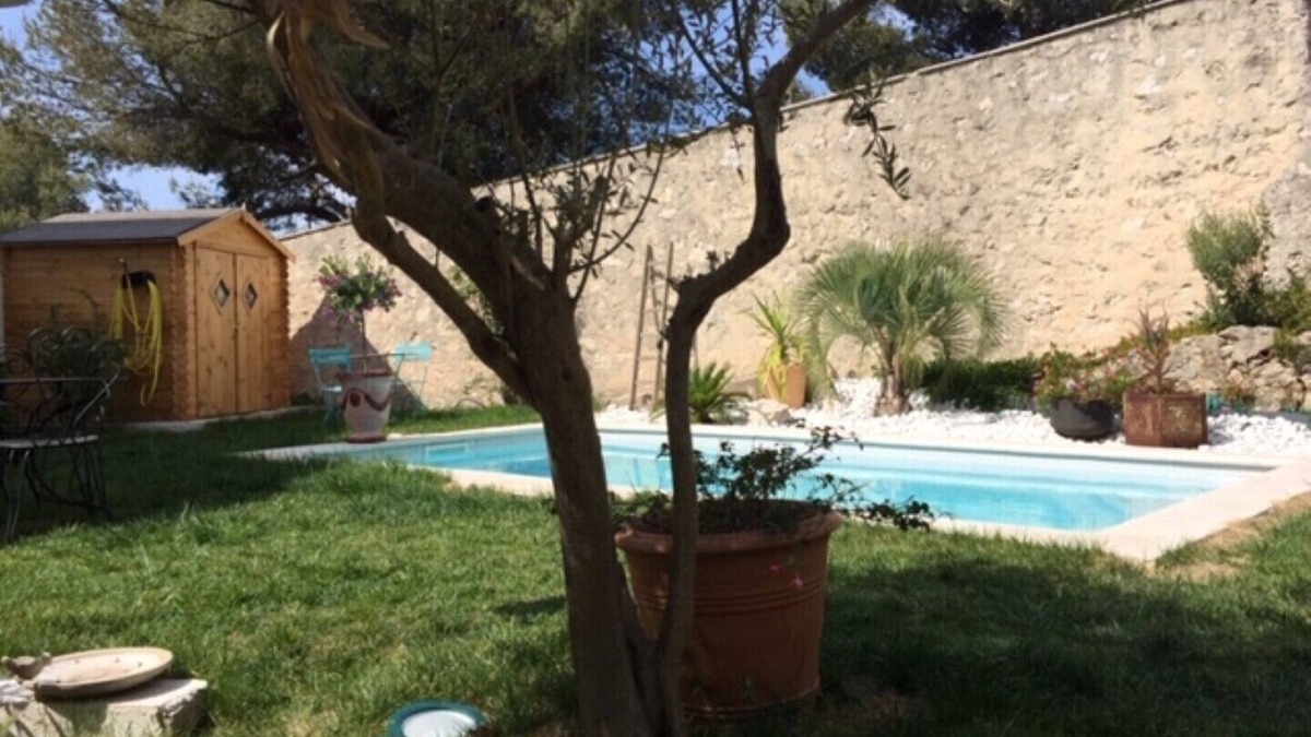 Roucas-Blanc House | Exceptional apartment in villa with private pool and sea view
