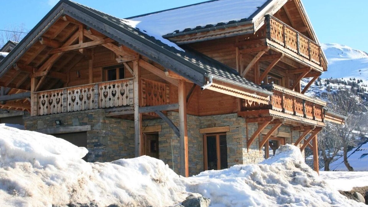 Huez-en-Oisans Ski Chalet | EXCEPTIONAL CHALET IN THE HAMLET OF HUEZ - SLEEPS 8