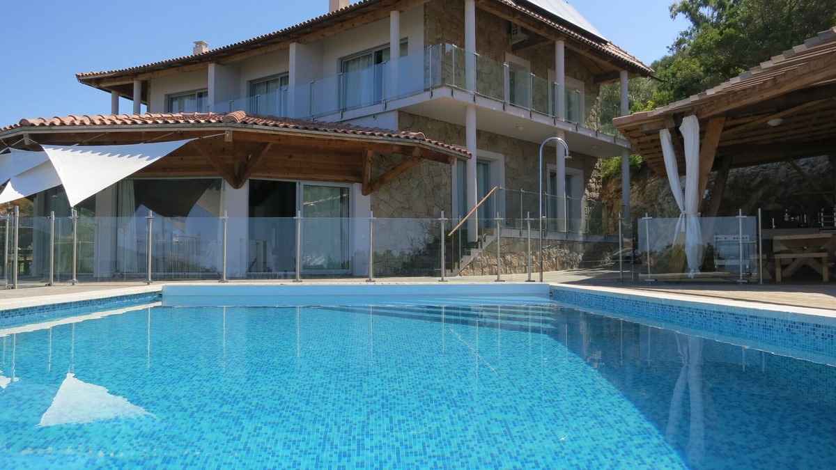 Serra-di-Ferro House | EXCEPTIONAL HOUSE IN CORSICA WITH POOL HOUSE POOL NEAR PROPRIANO AJACCIO