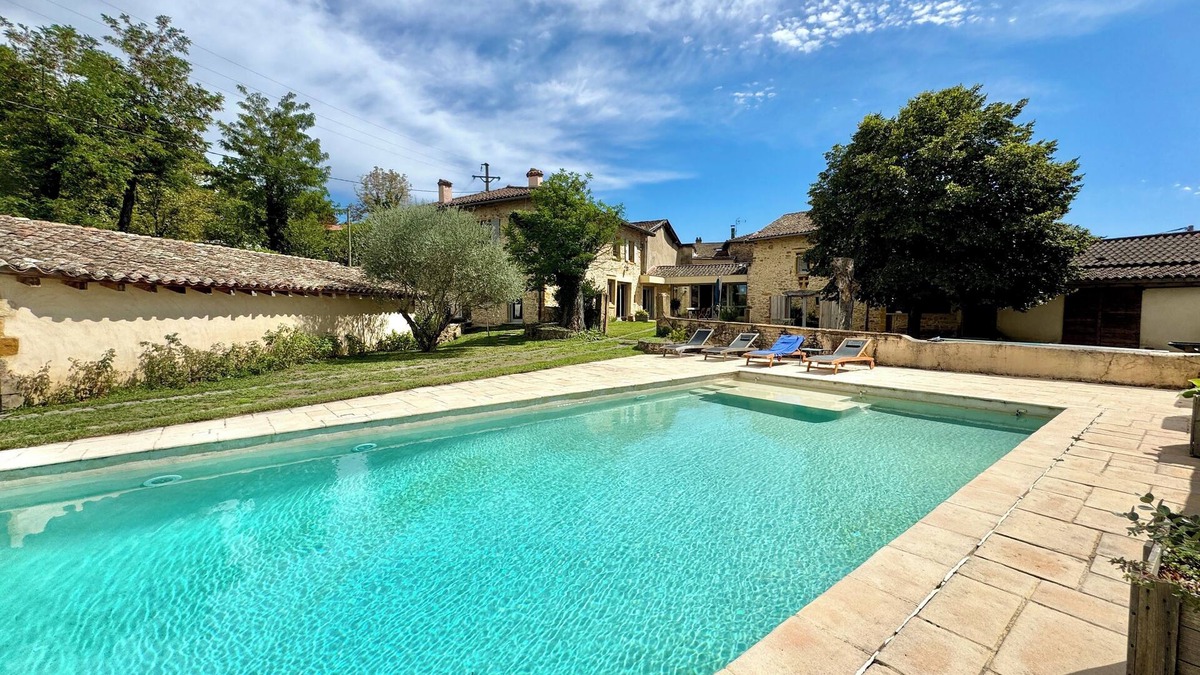 Le Bois-d'Oingt House | Exceptional large Beaujolais house with swimming pool