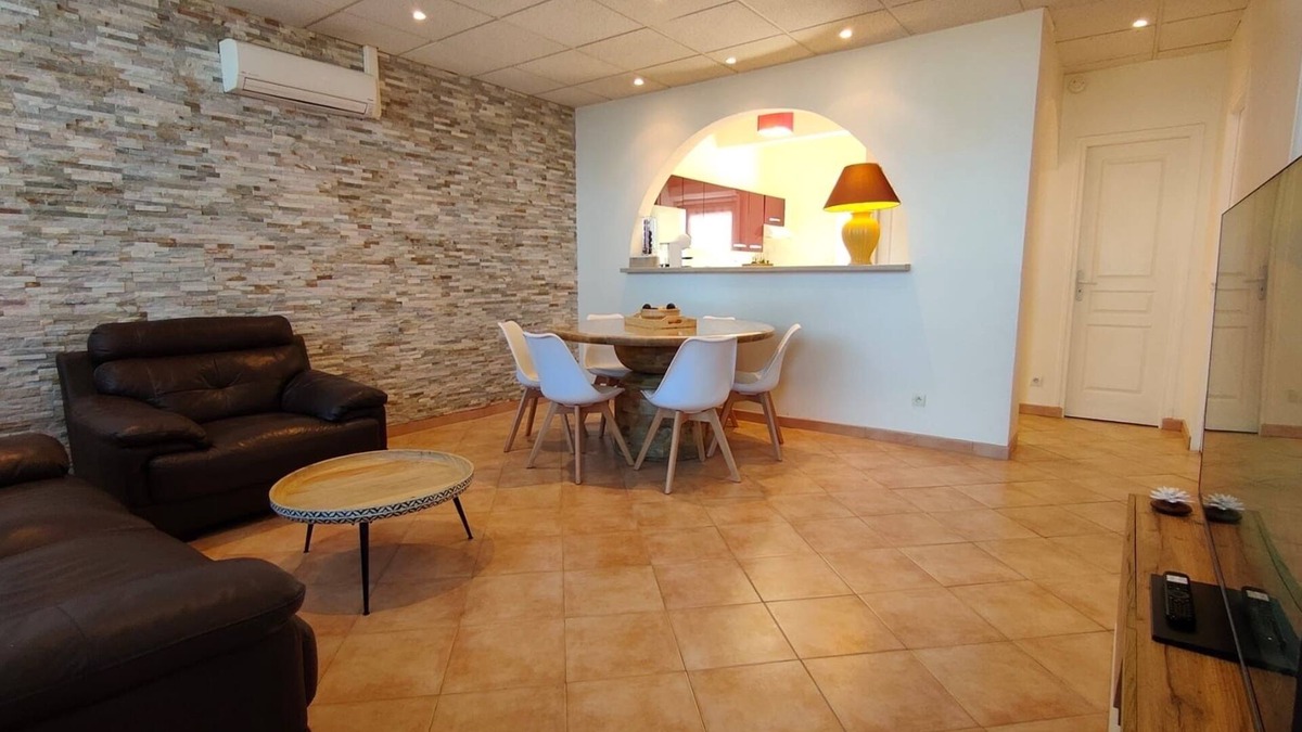 Algajola Apartment | EXCEPTIONAL LOCATION, 50 M FROM THE BEACH, 3-ROOM APARTMENT