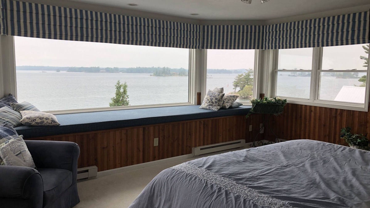 Alexandria Bay House | Exceptional panoramic St Lawrence views. Great boating, fishing. kayaks.