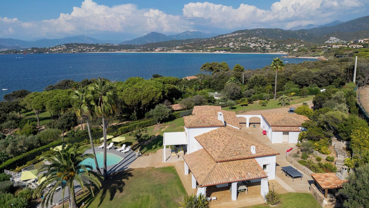 Isolella Villa | Exceptional villa with panoramic sea views - heated pool
