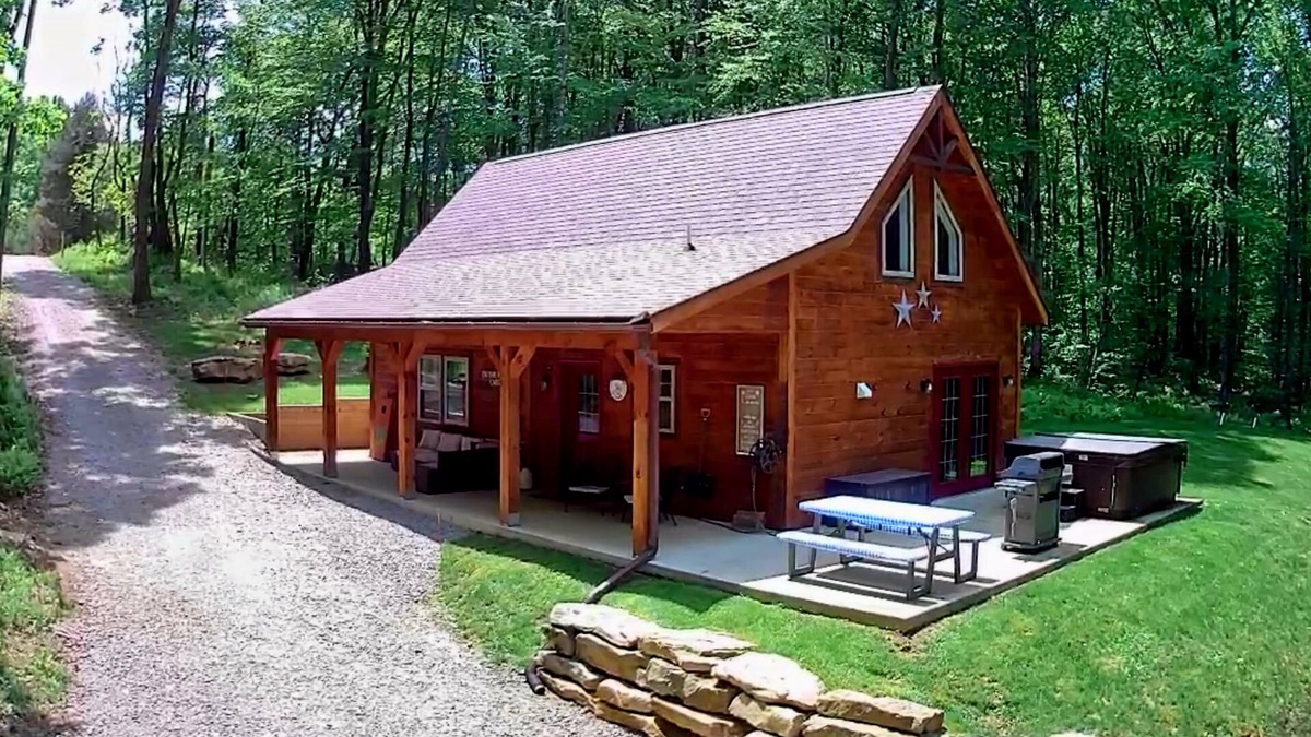 Ohiopyle Cabin | Exceptionally Private Rustic Luxury Cabin adjacent to 16,000 acres of Gamelands