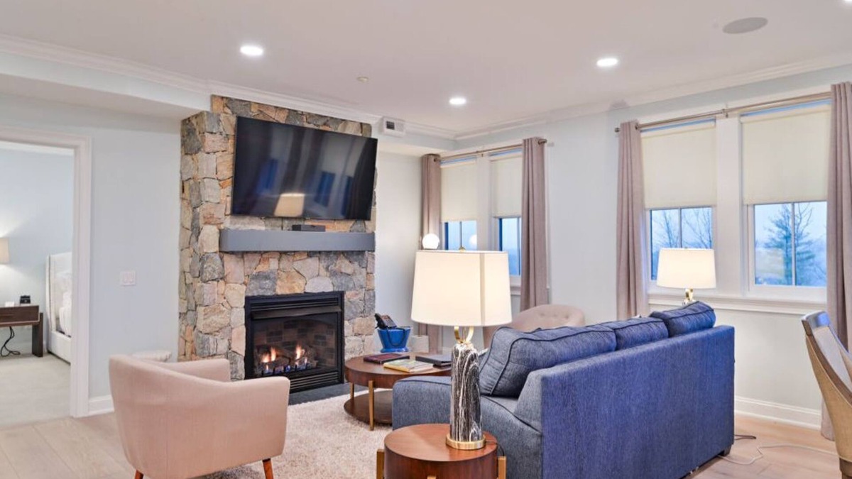 Wyoming Apartment | Exclusive 2BR Suite in Picturesque Woodlands