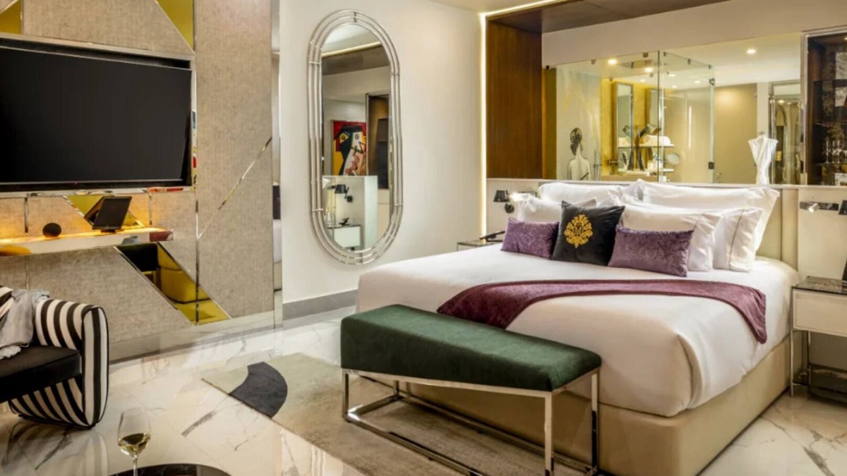 Playa Mujeres Hotel | Exclusive Amenities · Adults-Only Studio · Private Jacuzzi